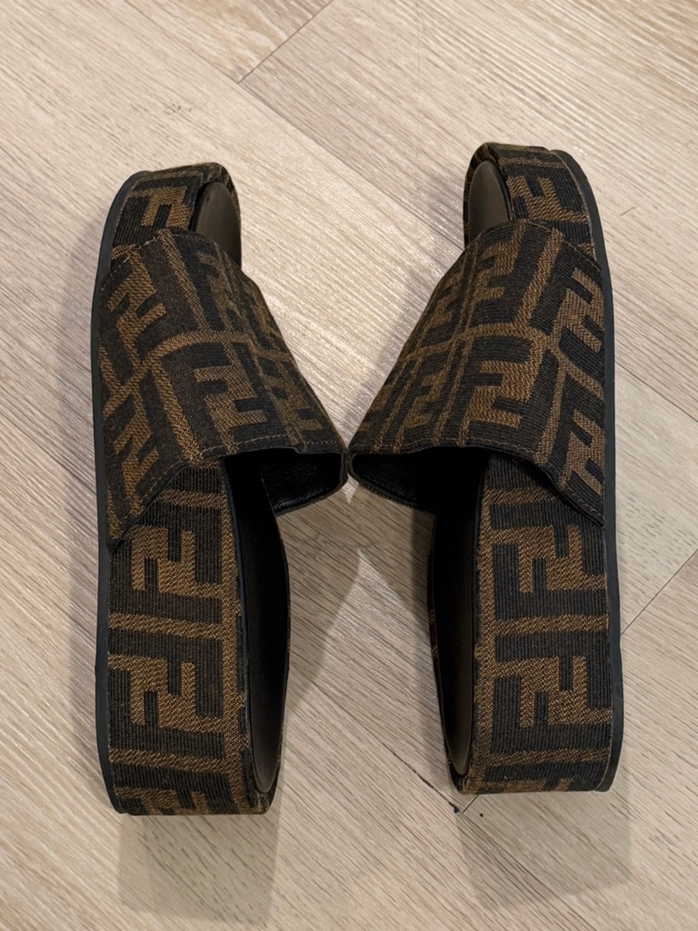 Fendi Zucca Jacquard Platform Slides in Brown & Black - Picture 6 of 8
